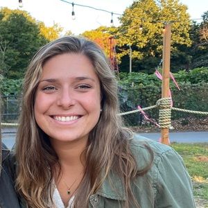 Meet your Posher, Julie